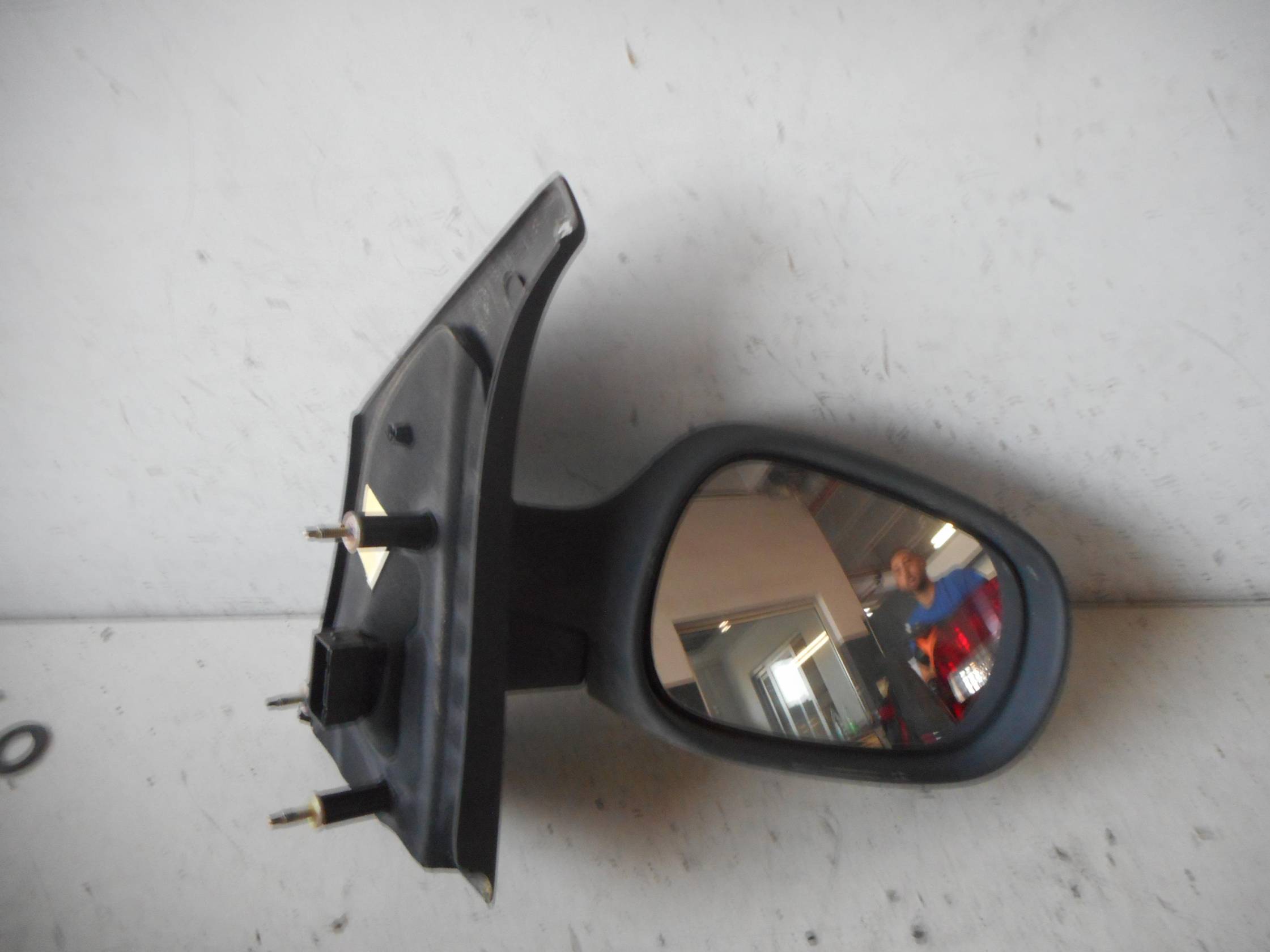 Retrovisore est. regolaz. elettr. dx.